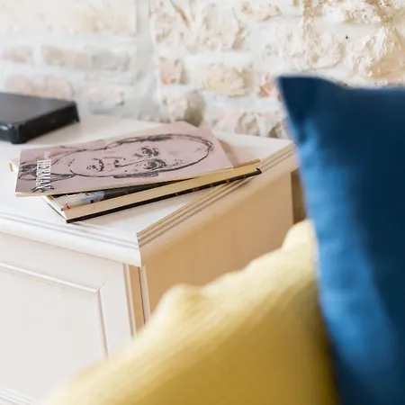 Deamicis By Irundo Apartment